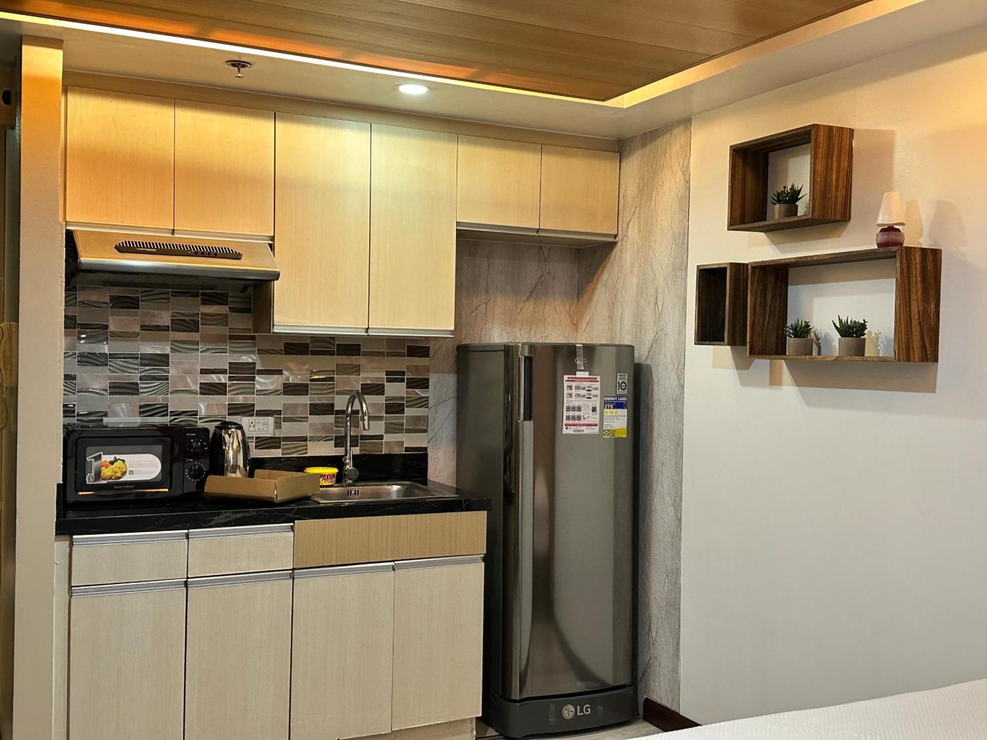 Feels Like Home Condos Abreeza Place Tower 1 & 2 Davao City Екстериор снимка