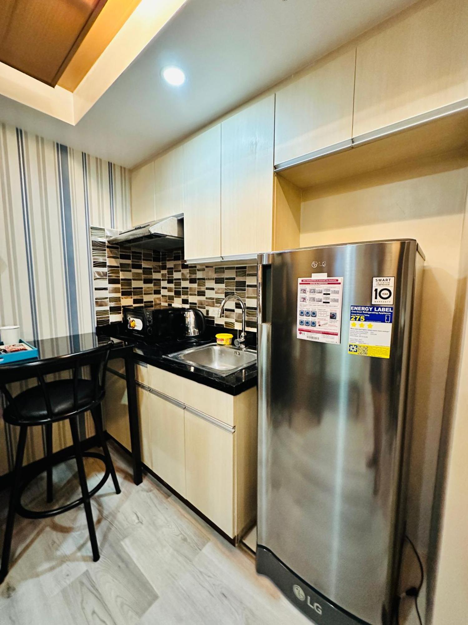 Feels Like Home Condos Abreeza Place Tower 1 & 2 Davao City Екстериор снимка